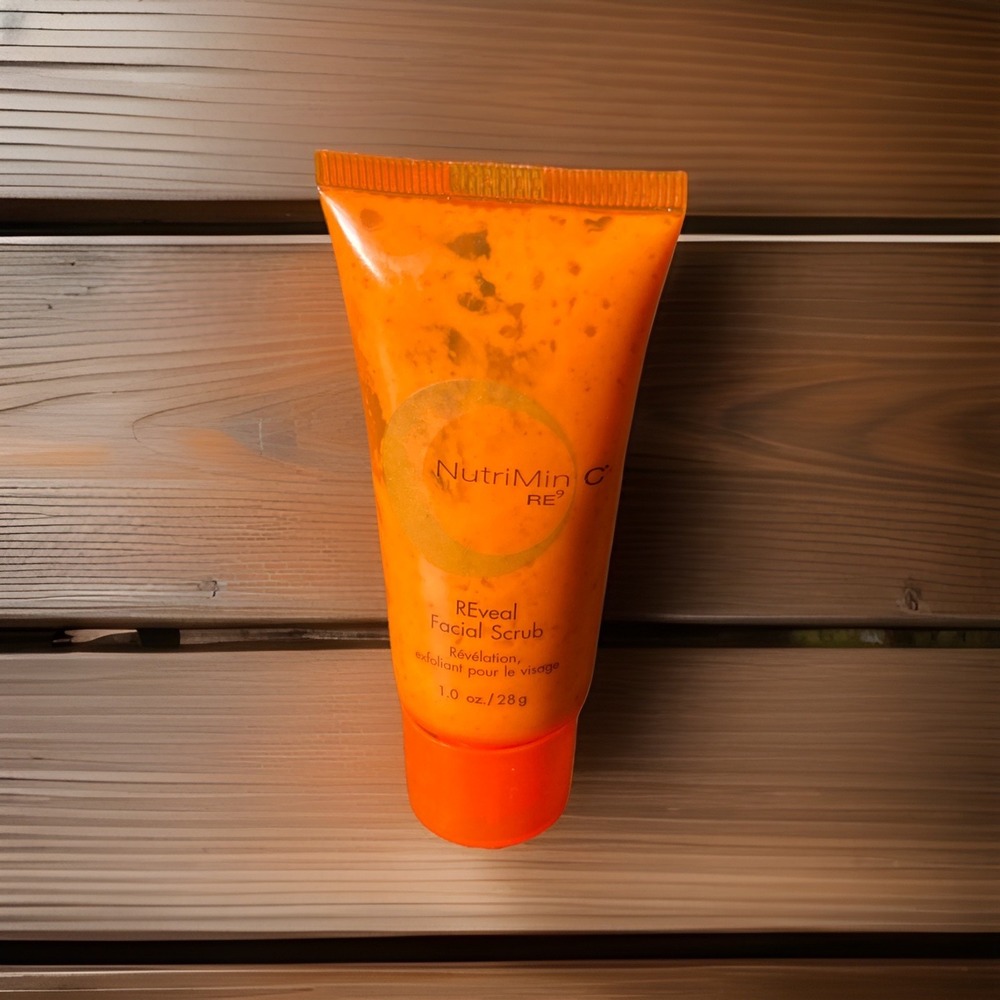 Arbonne NutriMin C RE9 REveal Facial Scrub 1 oz. Sealed